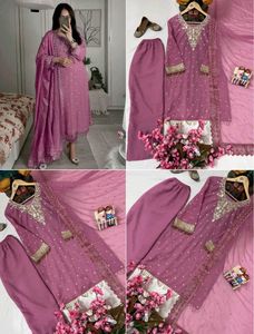 New Stayle Beautiful Women Dress Inpoted Pakistani