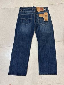 Levi's Denim Jeans(28 Waist)
