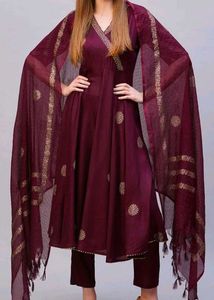 Burgundy Embroidered Kurta Set