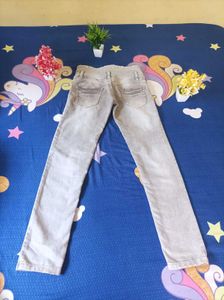 Girl&#39;s Jeans