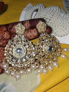 Elegant Kundan Pearl Earrings
