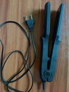 Nova Hair Straightner