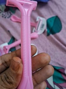 Pink Disposable Razors - 7 Pack