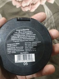 Compact Powder , shade like 220 beige