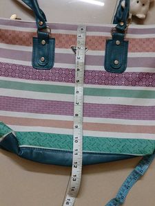 Multicolour Handbag With Cute Teddy Bear