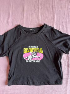 Black Graphic Crop Top – Stretchable, Trendy