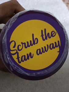Glamveda D-tan Face Scrub