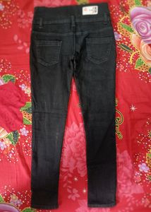 One time used black jeans like new.