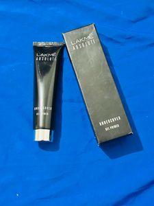 Lakme Absolute Undercover Gel Primer