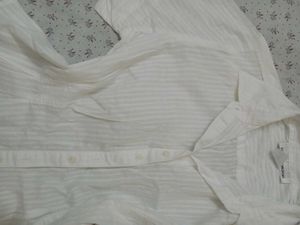 Off White Shirt 🌷🛍️