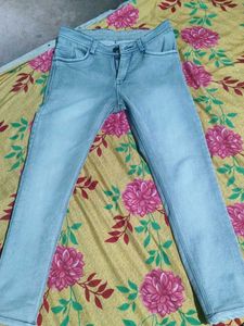 Light Wash Denim Jeans