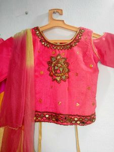 Kids Pink Embellished Lehanga Choli Set With Duppt