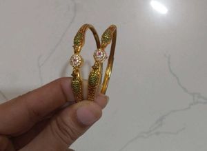 Elegant Bangle Set