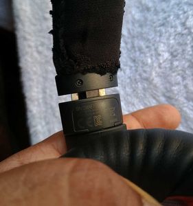 Plantronics Backbeat Pro Voyager Poly V8200 Series