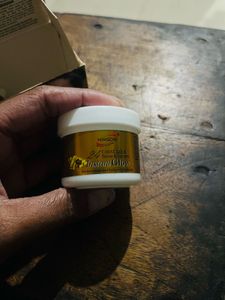 24 Carat Gold Instant Glow Bleach
