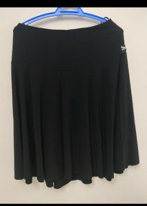 Elegant Black Skirt - L Size