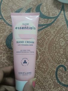 Oriflame Glow Essentials Hand Cream