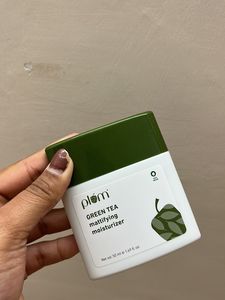 Plum Green Tea Mattifying Moisturizer