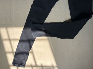 Forever 21 Faded Black