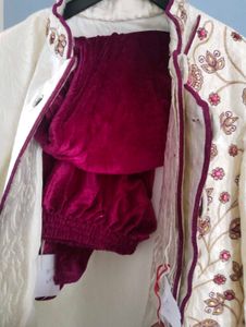 Elegant Cream wadding wear Sherwani