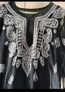 Black Embroidered Kurta