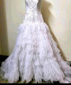 Elegant IMPORTED GOWN🇺🇸