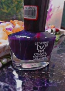 It&#39;s CHANEL&#39;S Purple Flume Colored Nail Paint