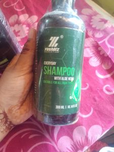 Shampoos+ Derma Co Serum