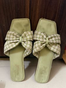Green Bow Slides