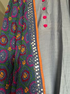 phulkari dupatta with Chanderi suit