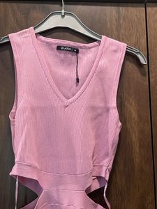 Zudio Bodycon Dress with Cutout
