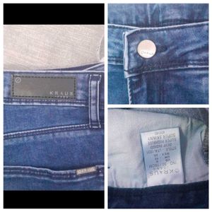 jeans and t shirt