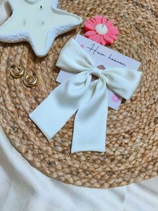 Classic Bow clip