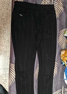 Stretchable Striped Jeggings
