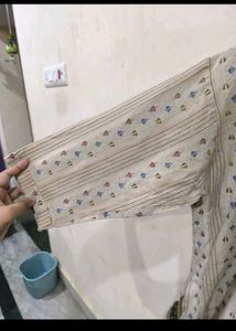 set of 4 short kurti Size 40.