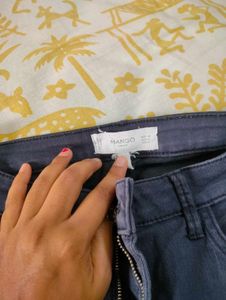 Navy Blue Jeans Mango