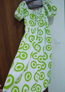White and Green Midi Dress (Bust 34)