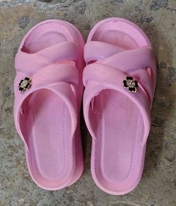 Cute Pink Flower Slides