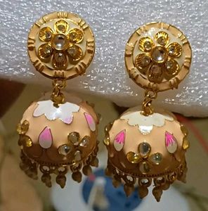 Elegant Gold Jhumka Earrings