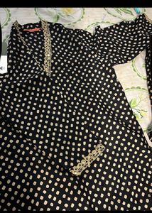 Elegant Black &amp; Gold Co Ord Set
