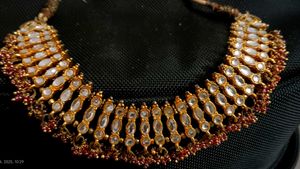 Elegant Gold-Toned Necklace