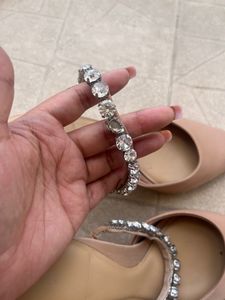 Selling Zara Heels