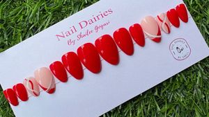 Red Heart Press-On Nails