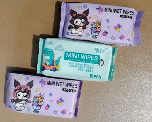 3 Mini Wet Wipes - 8 Pieces