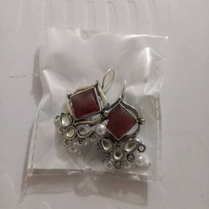 Vintage Style Red Stone Earrings