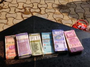 FAKE CURRENCY NOTES