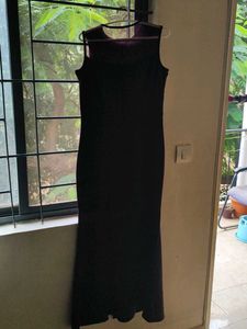 Elegant Burgendy Maxi Dress