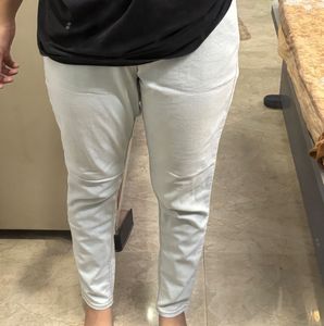 Light Wash Denim Jeans