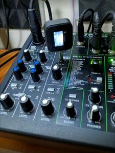 Walkie 2 in 1 LCD Display Bluetooth Transmitter