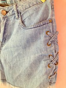 AJIO stylish denim shorts